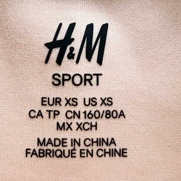 H&M, Run Like No One Is Watching, Cropped, Sweatshirt, Size XS, New With Tags - Picture 14 of 16